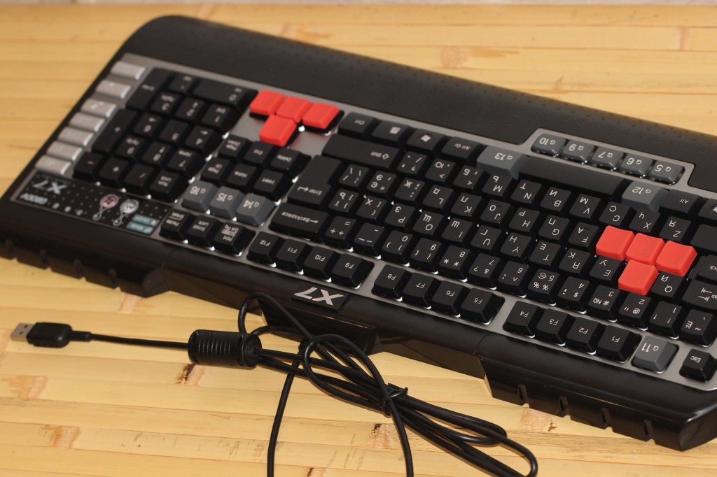 A4tech x7 g800v. Клавиатура x7 g800v. Клавиатура a4tech x7-g800. A4tech x7 g800.