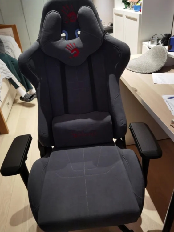 Обзор A4TECH GC-700. Эргономичное игровое кресло с большим набором ...